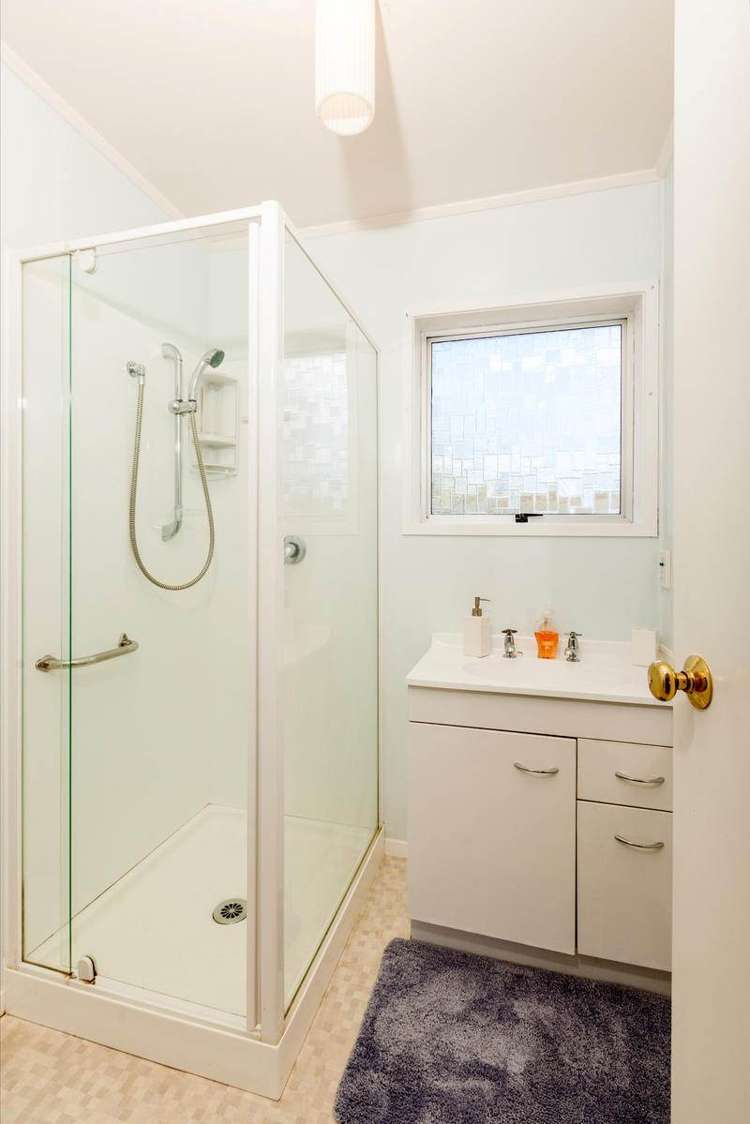 1/15 Cranberry Place Bucklands Beach_17