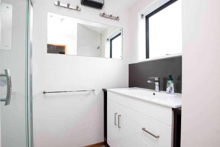 82 Chartwell Street Burwood_21