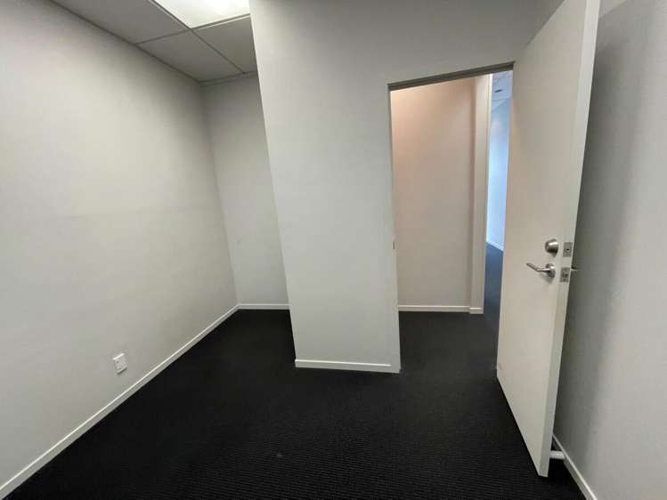 325 Main Road Kumeu_4