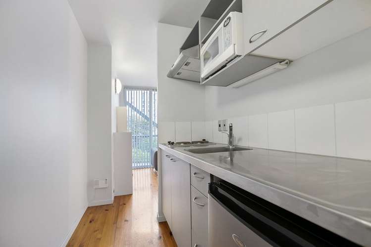 3B/8 Scotia Place 10015_4