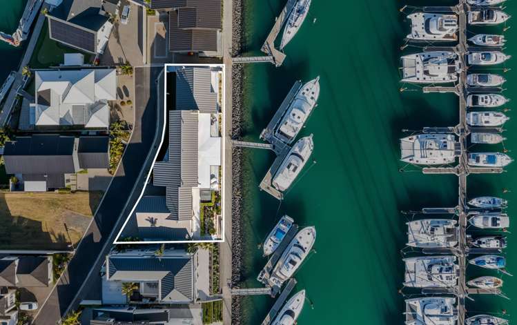 38 Rue D Amarres Gulf Harbour_24