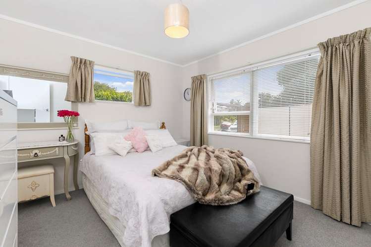 60 Meadowland Street Matua_9