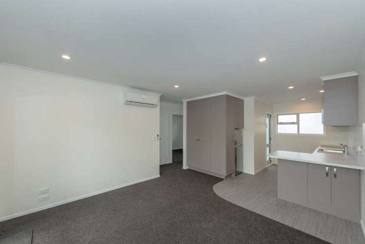 3/24 Stanley Street 1055_6