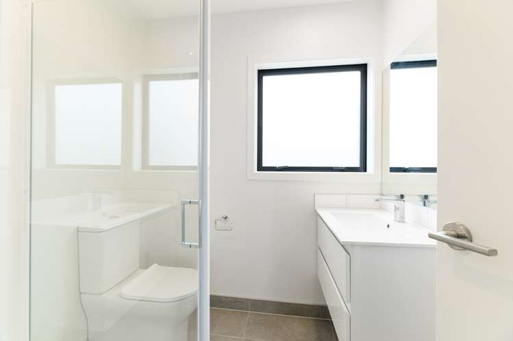 5/1 Fruitvale Road 1732_8
