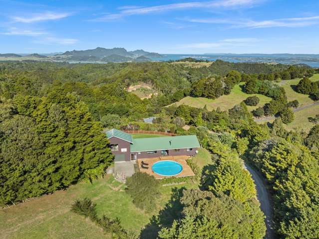 A Private Sanctuary With Expansive Coastal Views