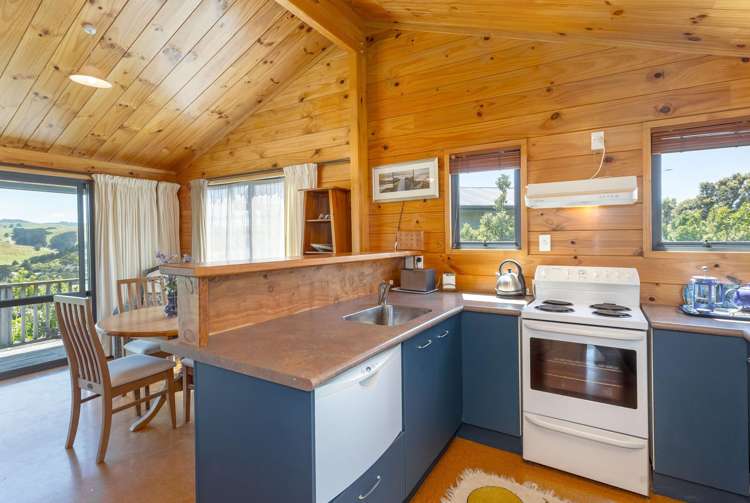 46 Guthrie Crescent Castlepoint_13