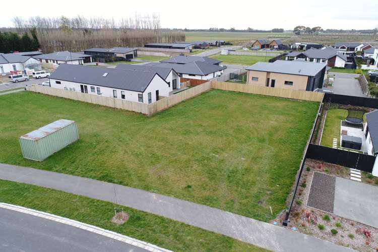 59 Carnaveron Drive Lincoln_1