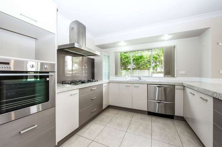 7 Dunoon Cl Flat Bush_2