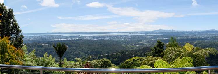 854 West Coast Road Waiatarua_19