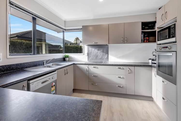 9 Stanwood Grove Darfield_23