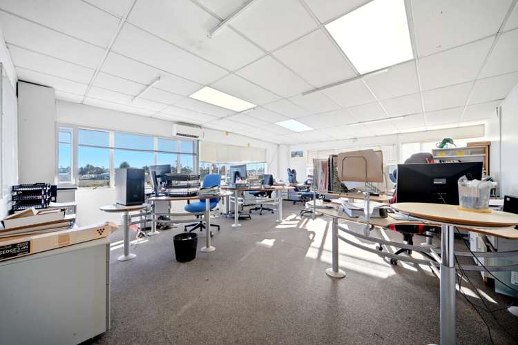 132 Main Road Kumeu_9