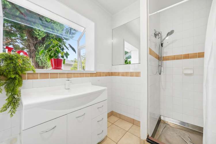 233 Royal Road Royal Heights_14