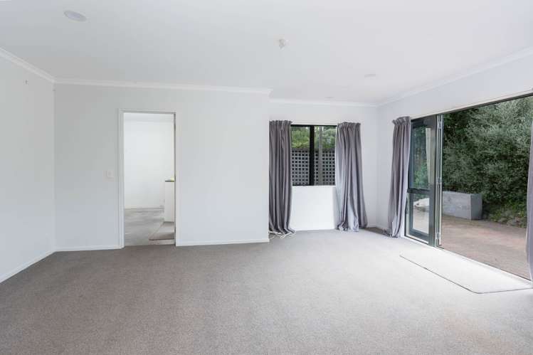 2 Antrim Place Rangatira Park_2