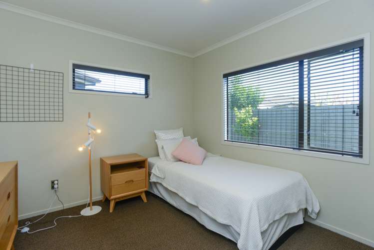 4 Pacific Avenue Poraiti_10