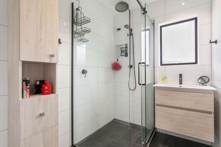 2/11 Avis Avenue Papatoetoe_11