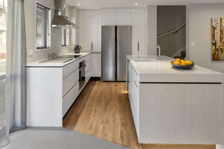 11 Rochdale Way Stoke_8