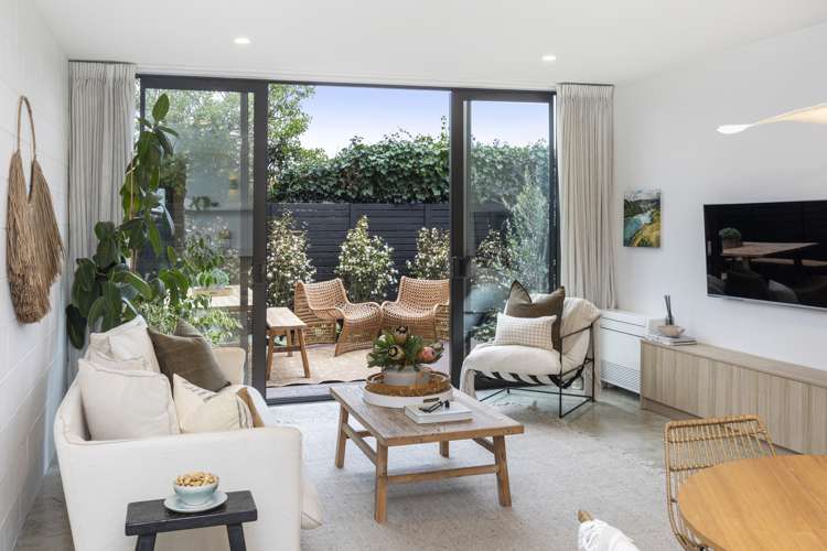 2/19 Champion Street Edgeware_8