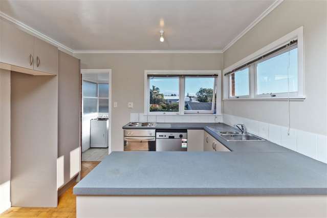 2/6 Corunna Road Milford_4