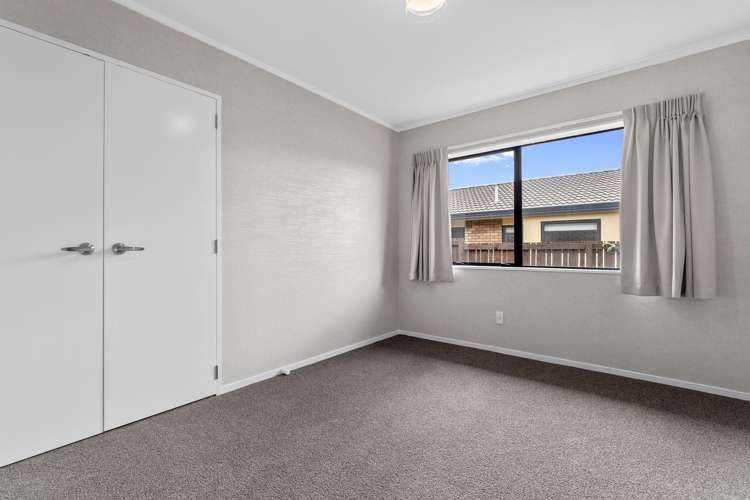 45A Pemberton Crescent Greerton_13