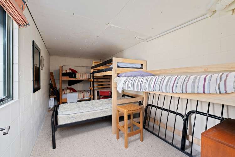 38 Beacon Point Road Wanaka_13