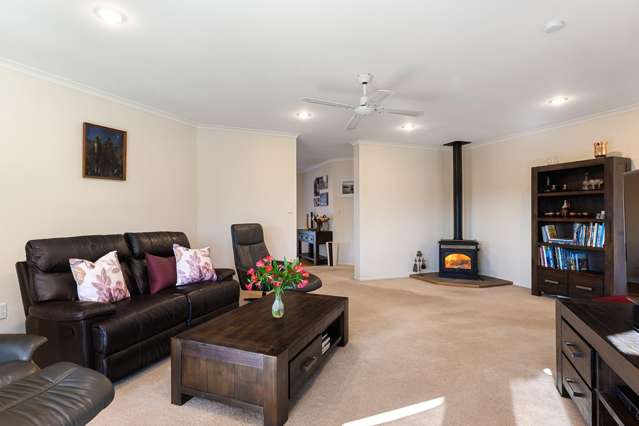 13 Roger Street Lytton West_4