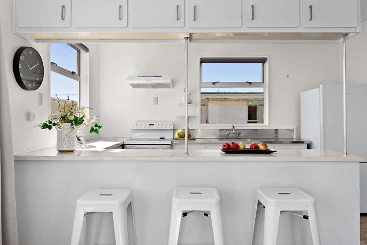 2/16 Ross Street Kilbirnie_5