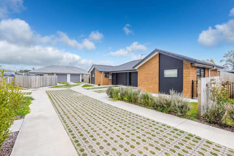 4/8 Keitha Place Glenview_23