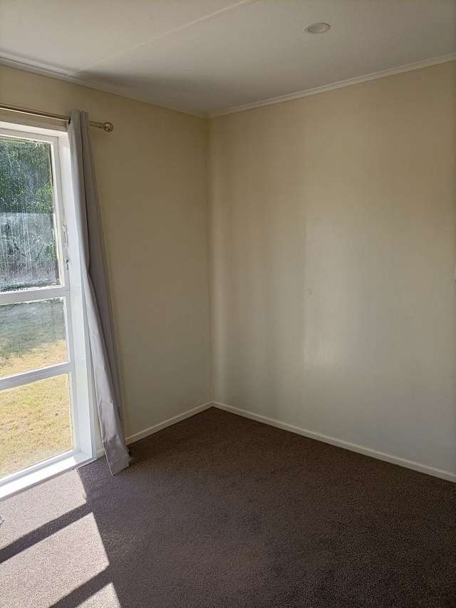 20 Kumeroa Grove Wainuiomata_3