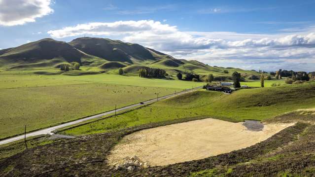 Blank canvas, stunning views!