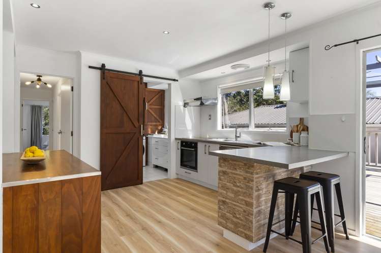 1/6 Sapphire Place Bayview_7