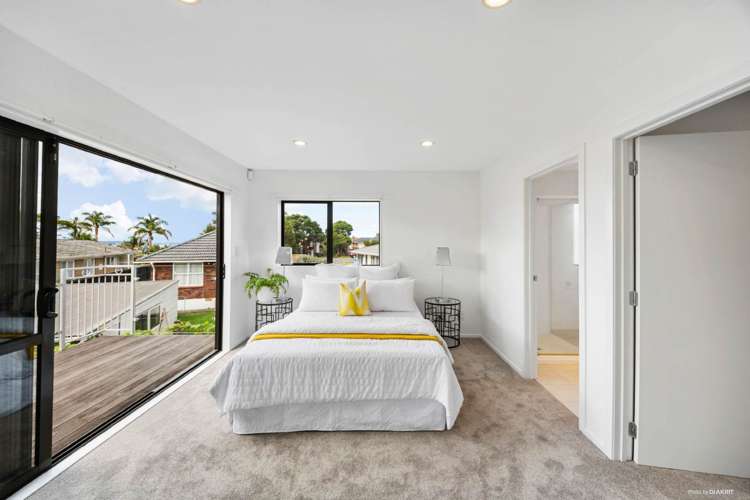 5 Bordeaux Parade Te Atatu South_13