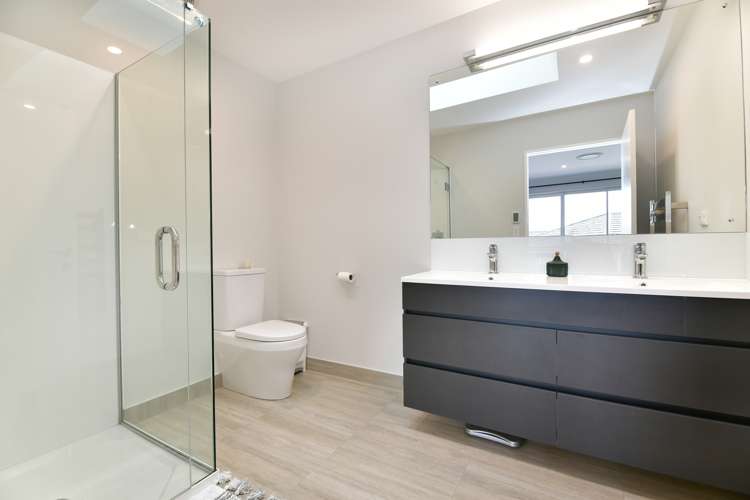 3b Melia Place Stanmore Bay_10
