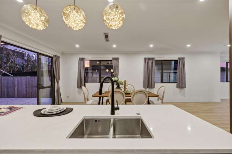 36 Drumnaconagher Road Flat Bush_9