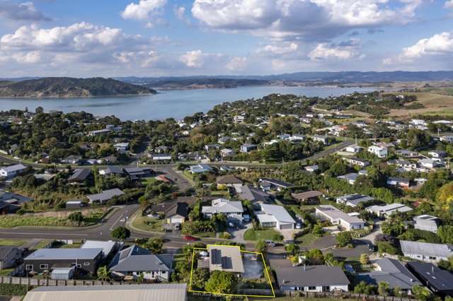 9 Puka Place Raglan_2