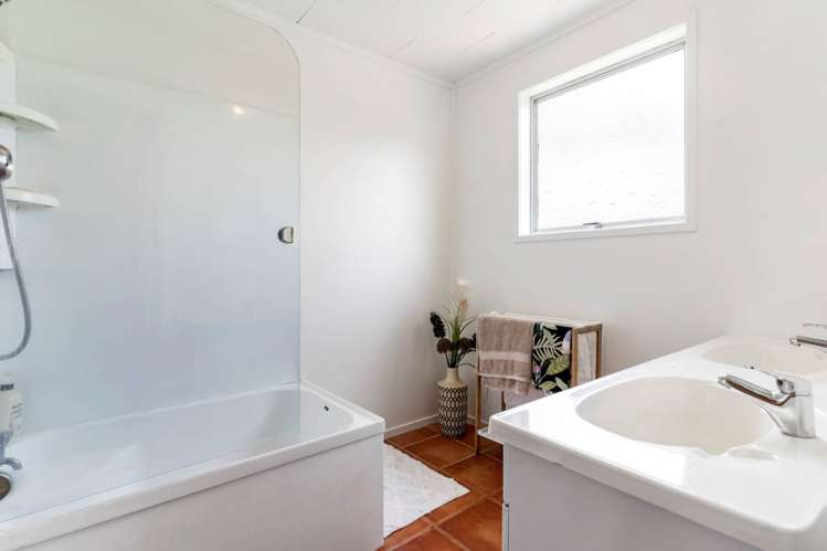 27 Waimai Avenue Manurewa_22