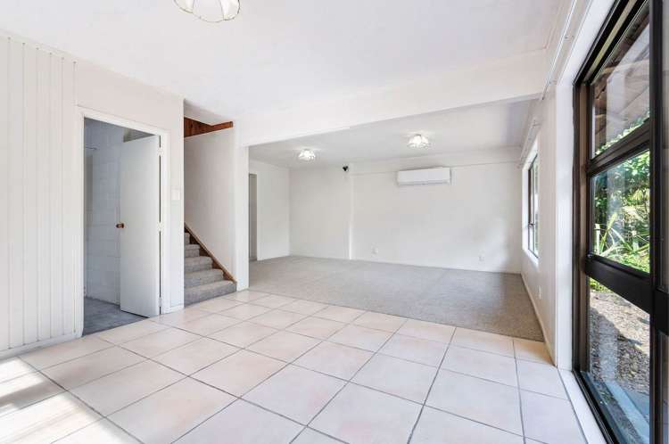 13 Reynolds Place Torbay_18