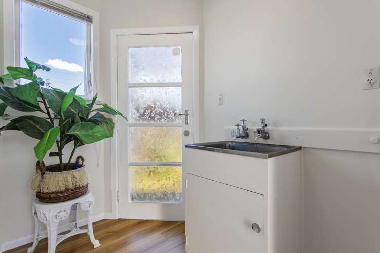 15 Edgewater Drive Pakuranga_19