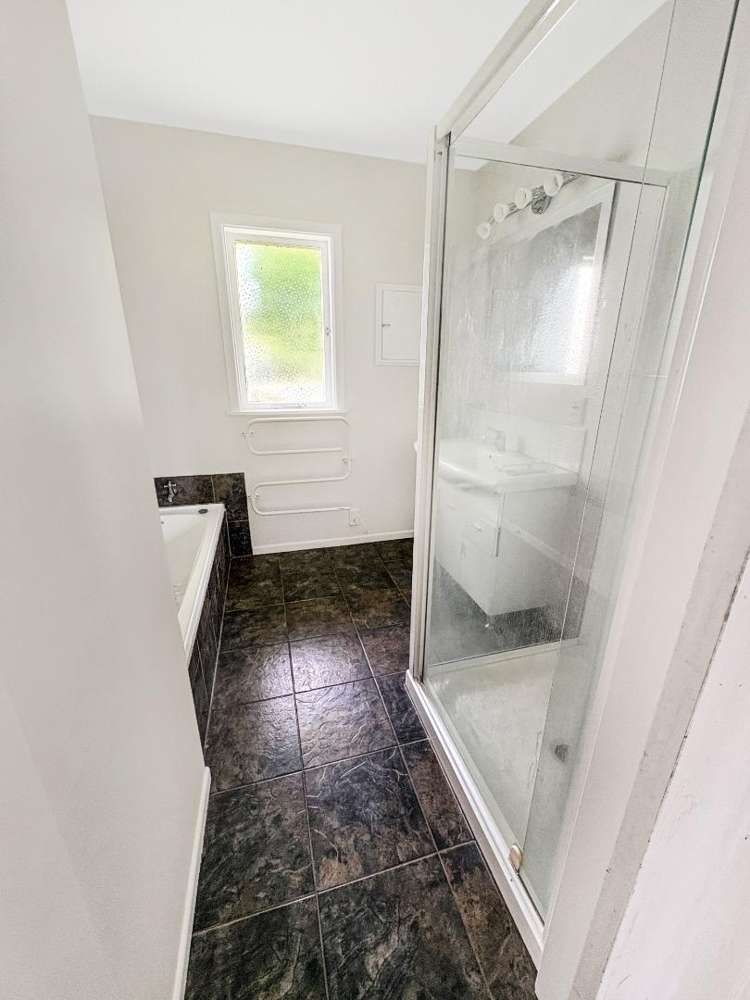 18 Abbotsford road 2124_7