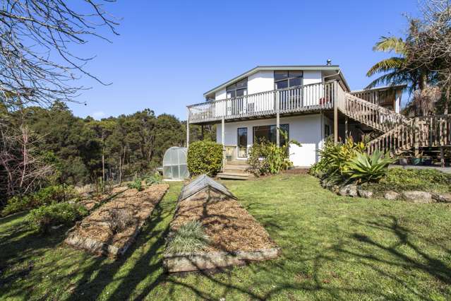 706 Huia Road Parau_2