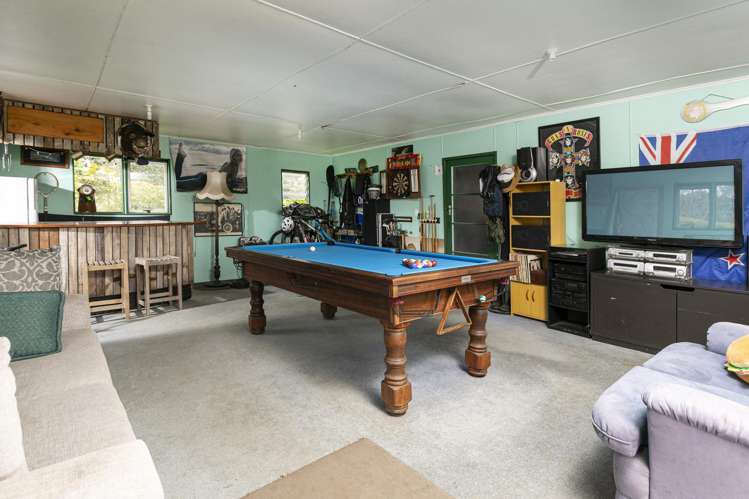 1187 Peak Road Helensville_18