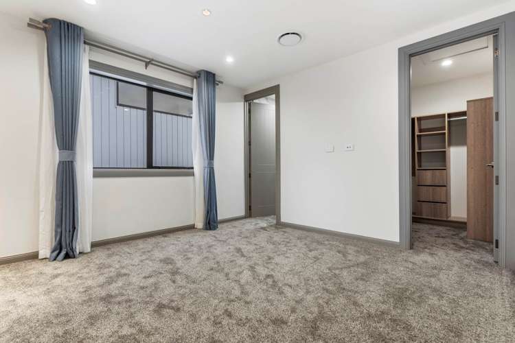 14 Greenstead Close Flat Bush_30