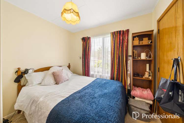 10 Miles Cres Wainuiomata_9