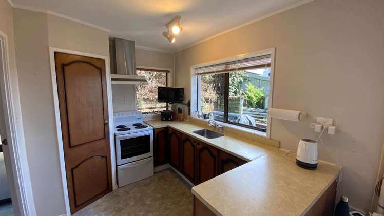 3/147 Ocean View Road Northcote_6