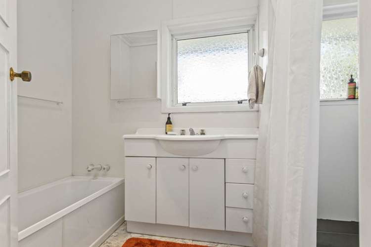 393 Blockhouse Bay Road Blockhouse Bay_18