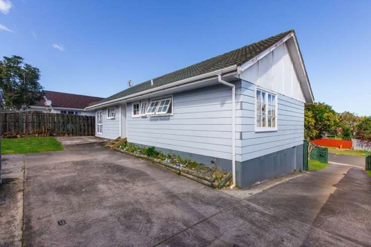 33 Moncrieff Avenue Clendon Park_10