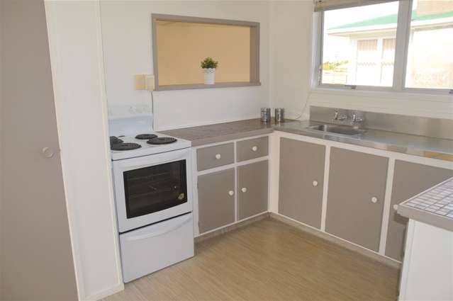 1/100 Cargill Street Papakura_2