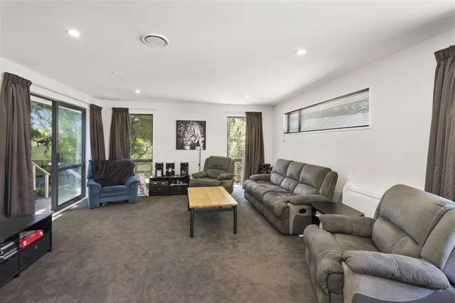 5 Vivian Street Burwood_2