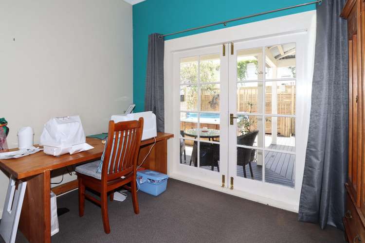 8 Victoria Street Carterton_13