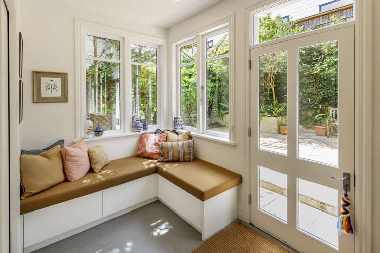 69 Austin Street Mount Victoria_7