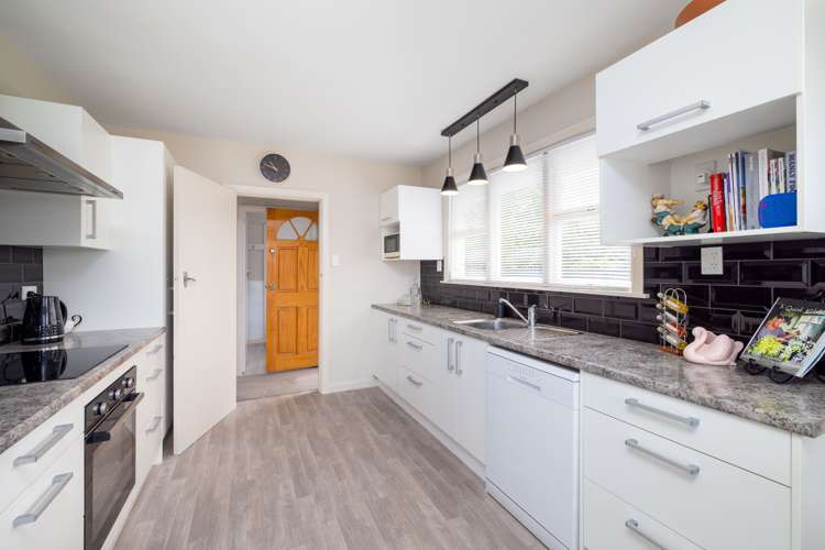 26 Landy Street Dallington_5